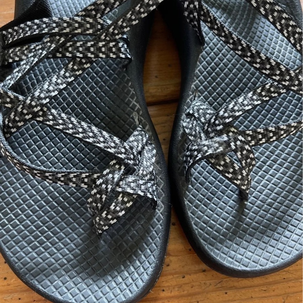 Chaco ZX2 Geometric Design Size 7